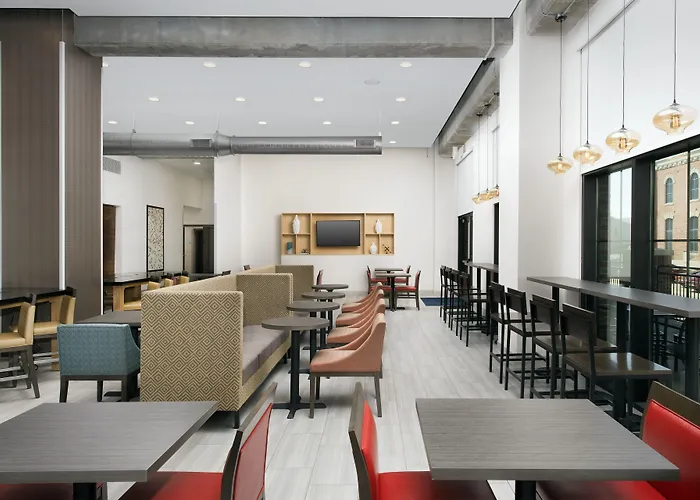 Hotel Express Downtown By Ihg