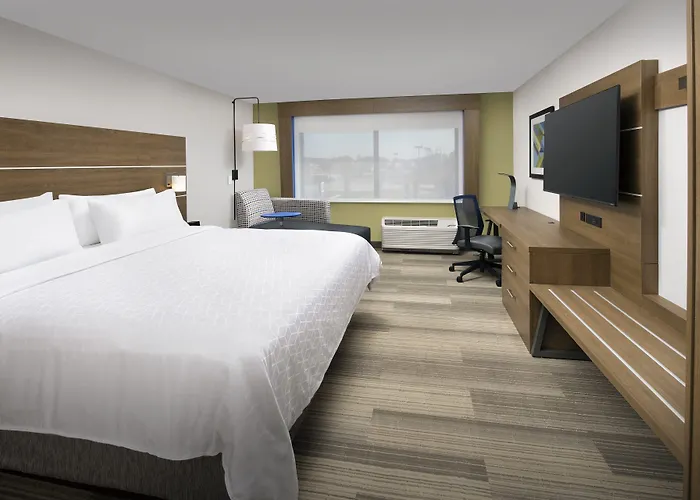 Express Downtown By Ihg Hotel