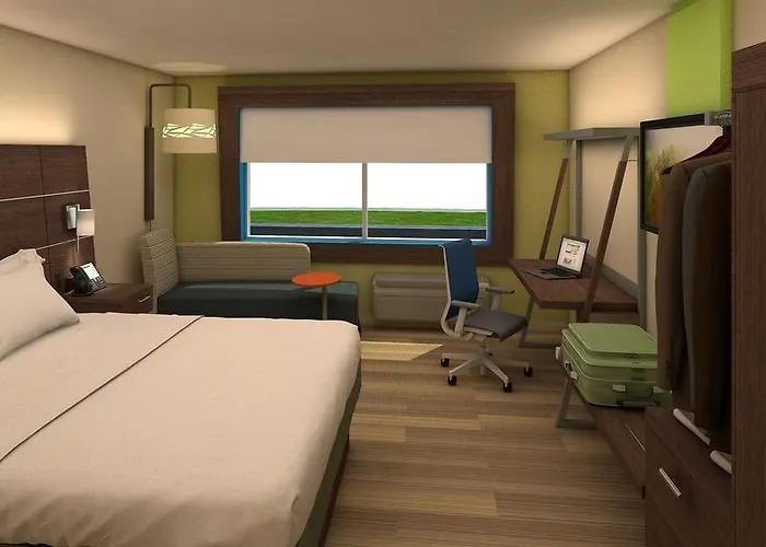 Hotel Express Downtown By Ihg 3*